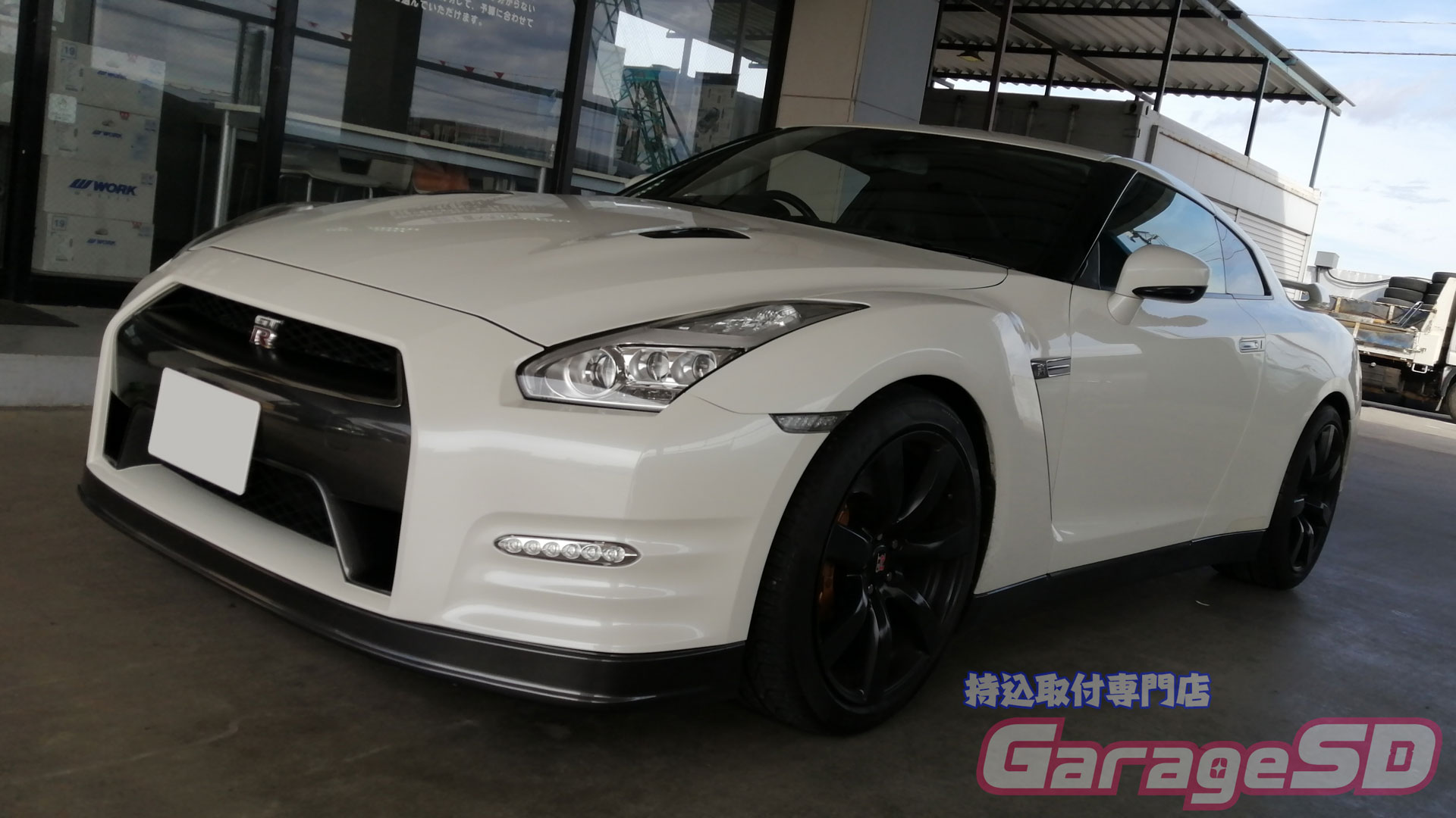 35GTR マフラー交換 | 株式会社 ガレージＳＤ